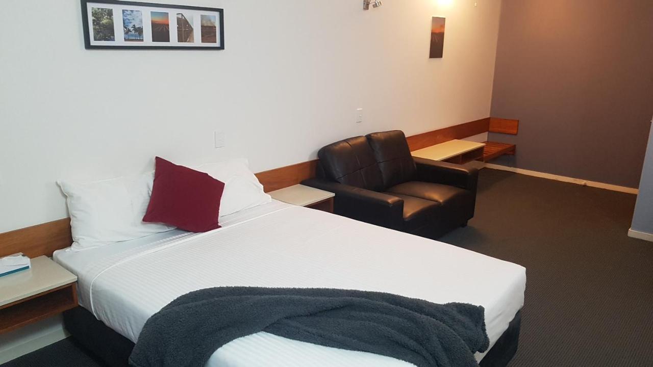 Ayr Traveller'S Motel Exterior photo